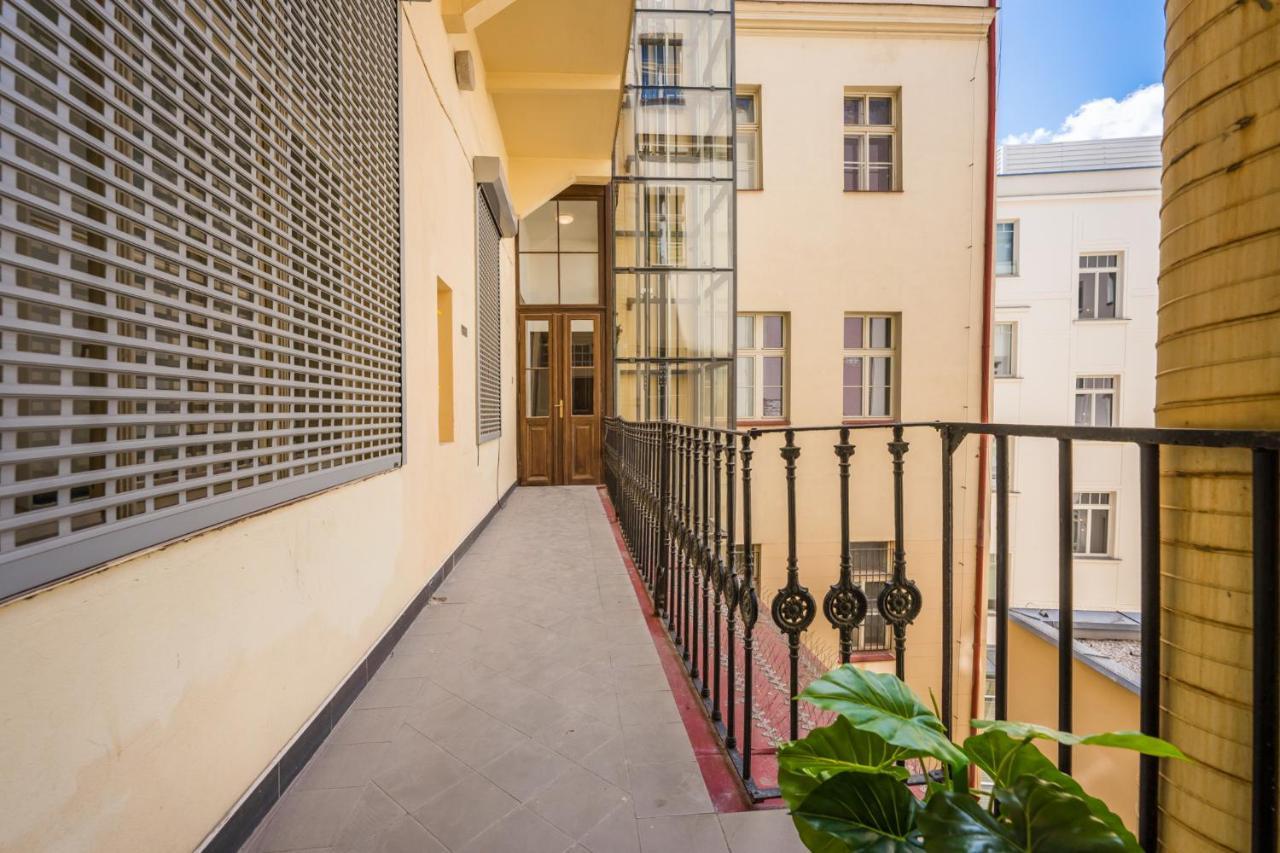 The Grand Royal 3Bdr Heart Of Old Town Appartement Praag Buitenkant foto