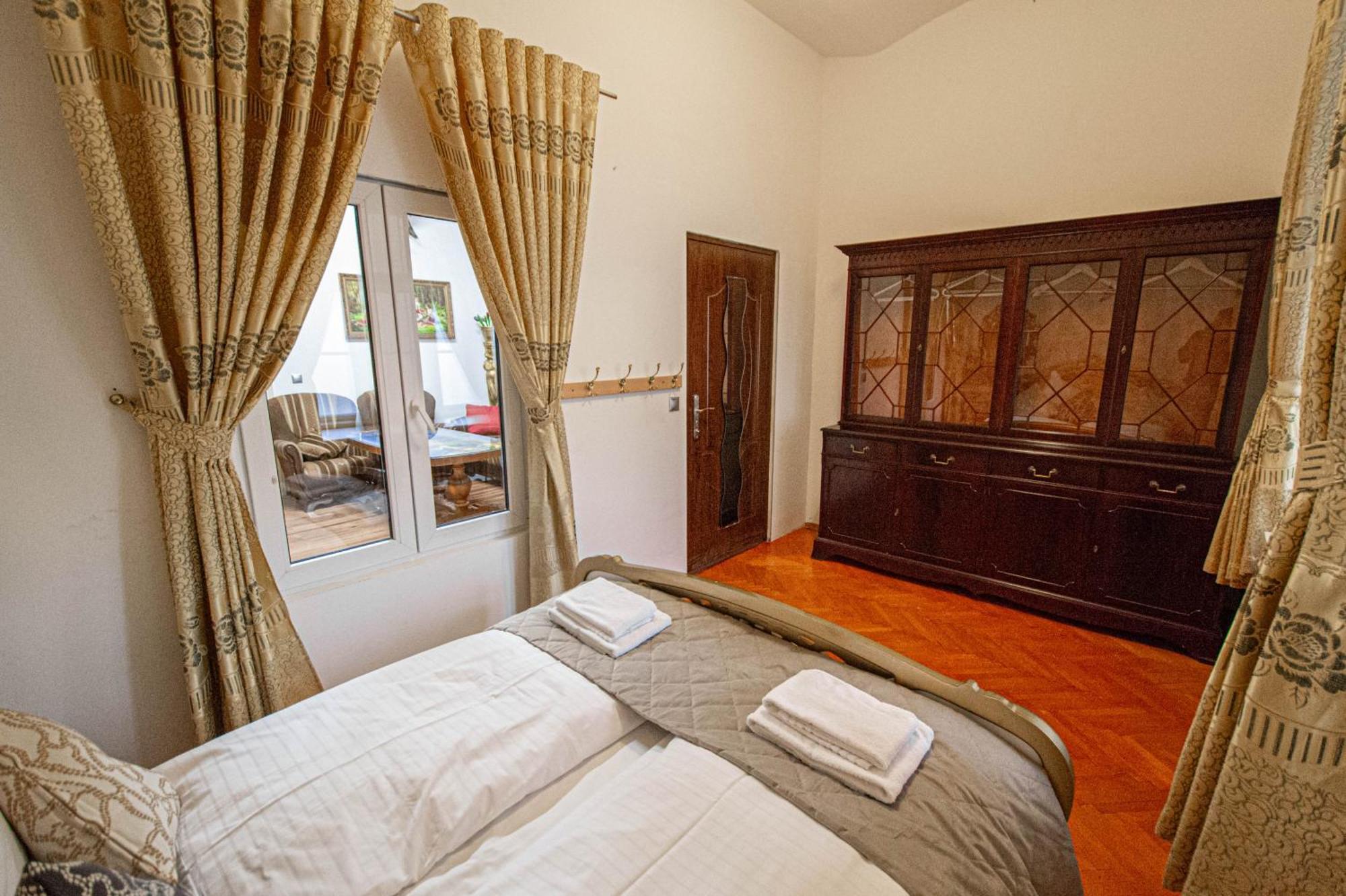 The Grand Royal 3Bdr Heart Of Old Town Appartement Praag Buitenkant foto